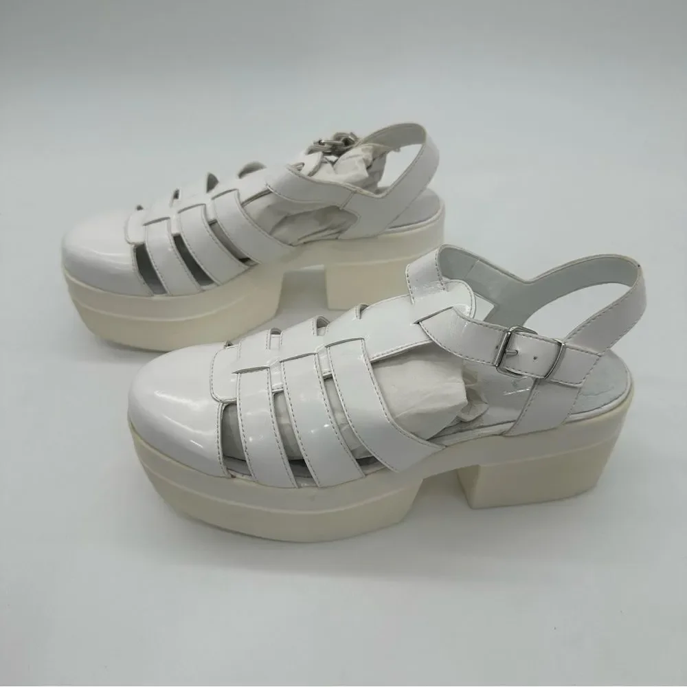 NEW Cult sandals